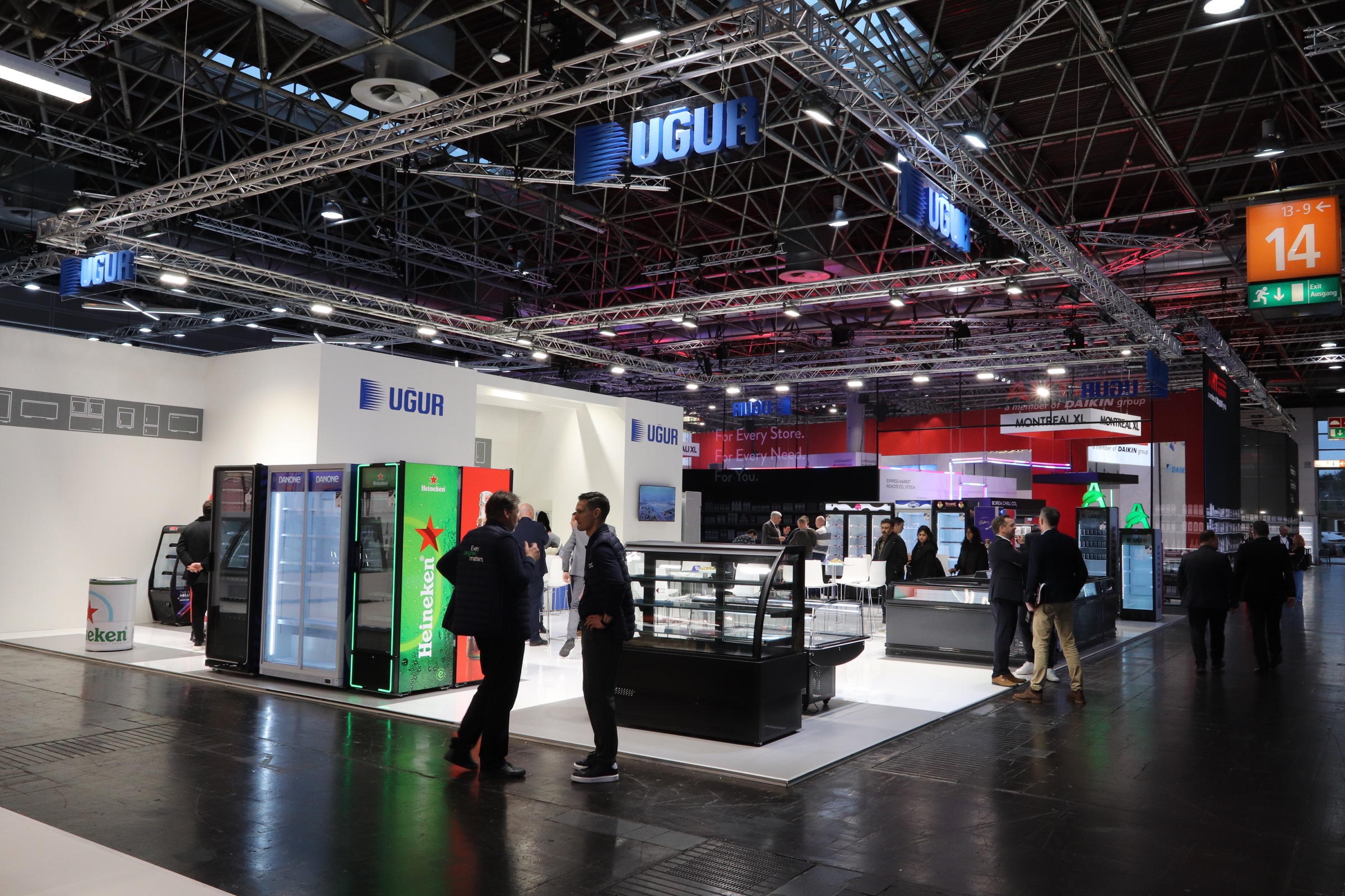 Холодильное и морозильное оборудование UGUR на EuroShop 2026